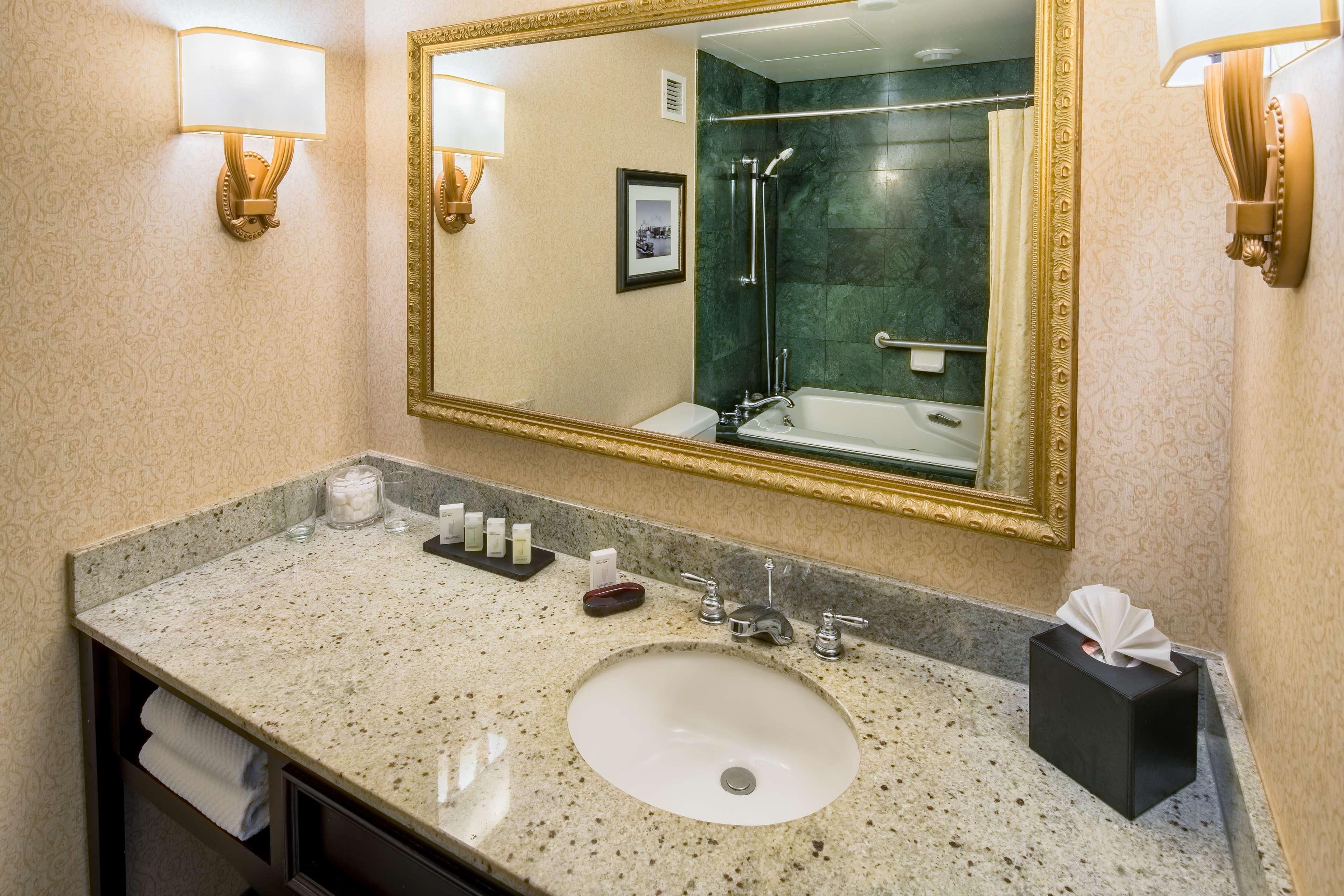 Embassy Suites By Hilton Portland Downtown Ngoại thất bức ảnh